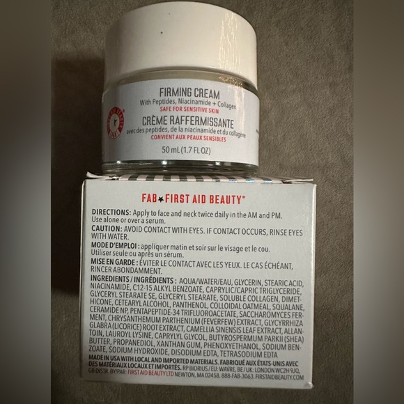 First Aid  Beauty FIRMING CREAM With Peptides, Niacinamide + Collagen - Picture 3 of 3